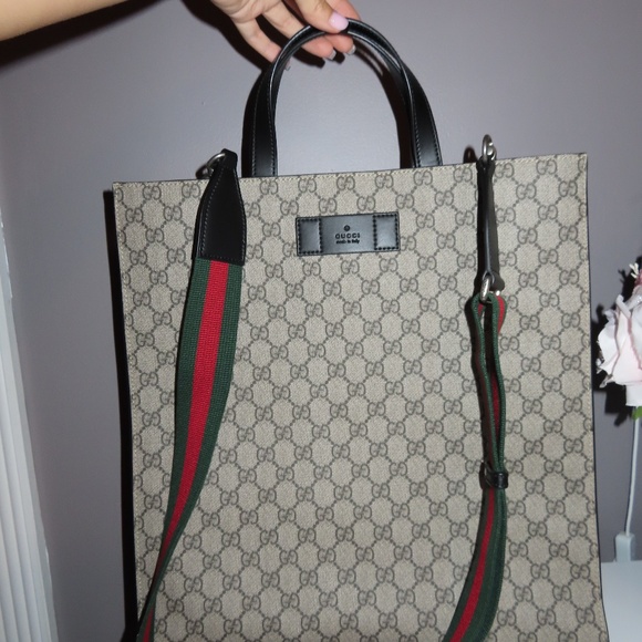 GUCCI BROWN LOGO-EMBOSSED SHOULDER BAG - Picture 3 of 7